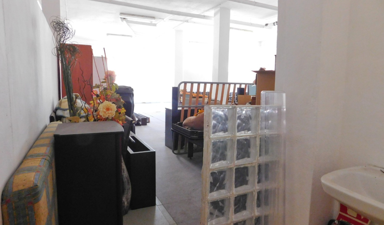 Resale - Commercial Unit - San Miguel de Salinas