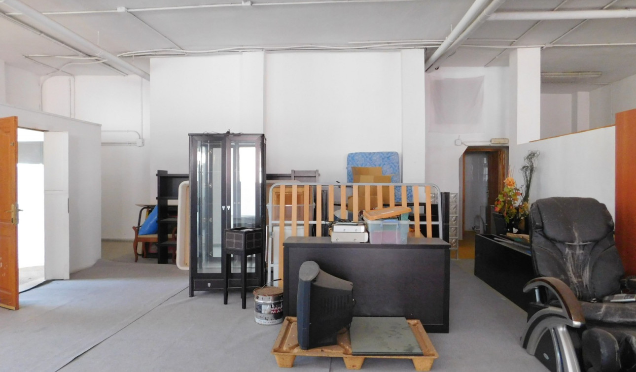 Resale - Commercial Unit - San Miguel de Salinas