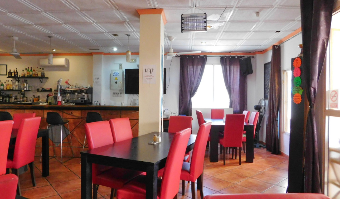 Resale - Commercial Unit - San Miguel de Salinas