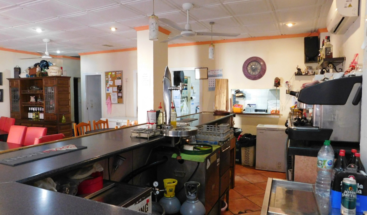 Resale - Commercial Unit - San Miguel de Salinas