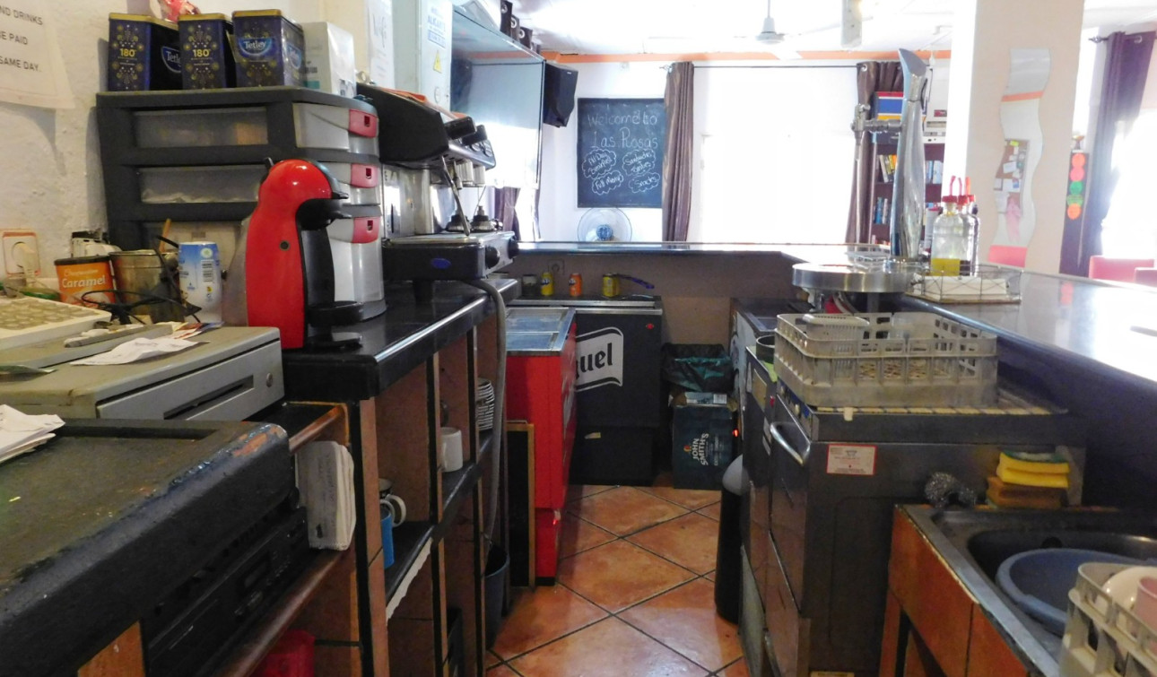 Resale - Commercial Unit - San Miguel de Salinas