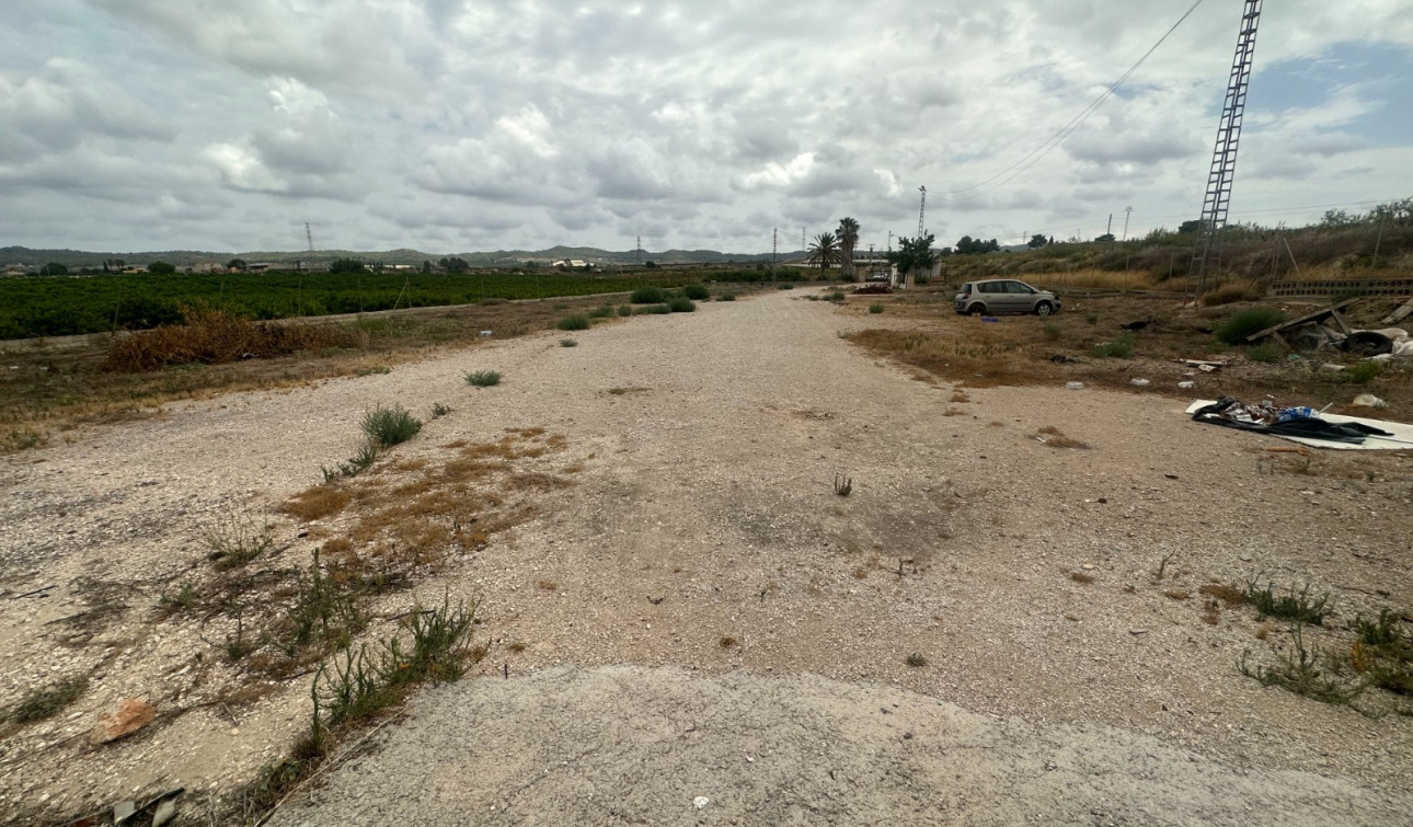 Resale - Commercial Unit - Torremendo