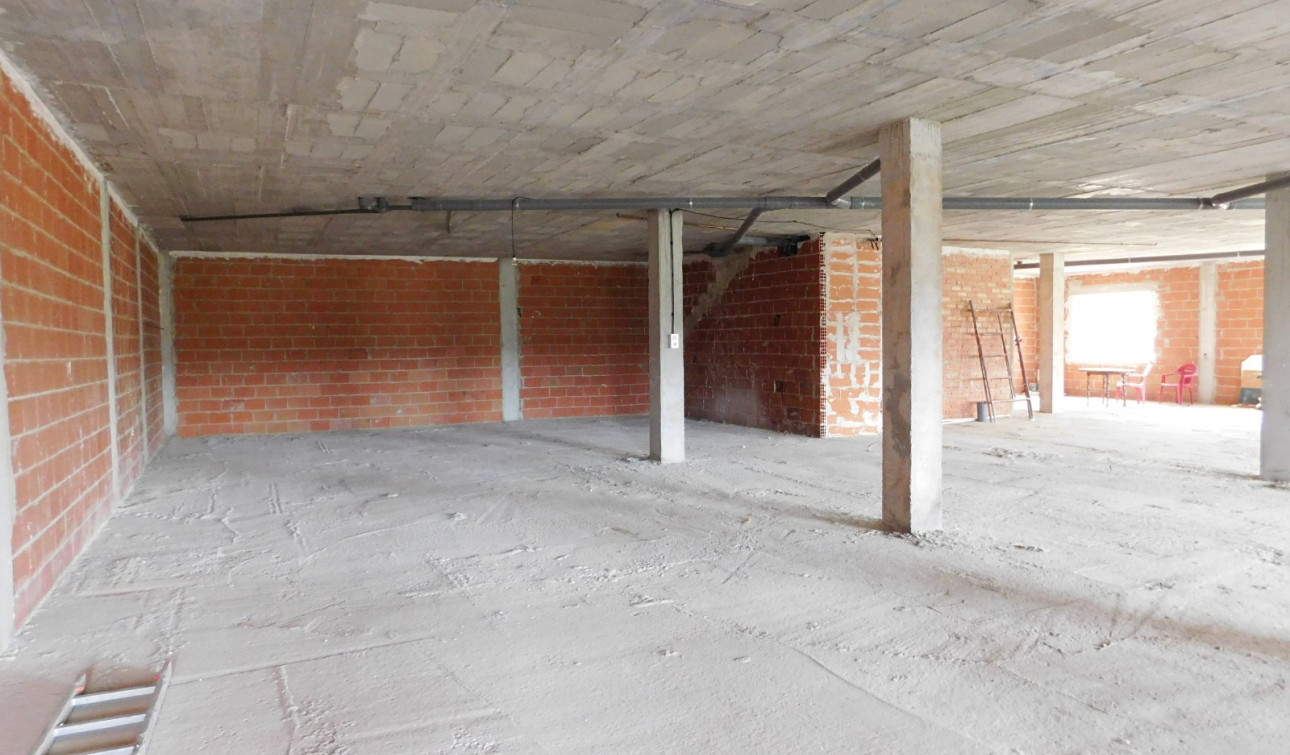 Resale - Commercial Unit - Torremendo