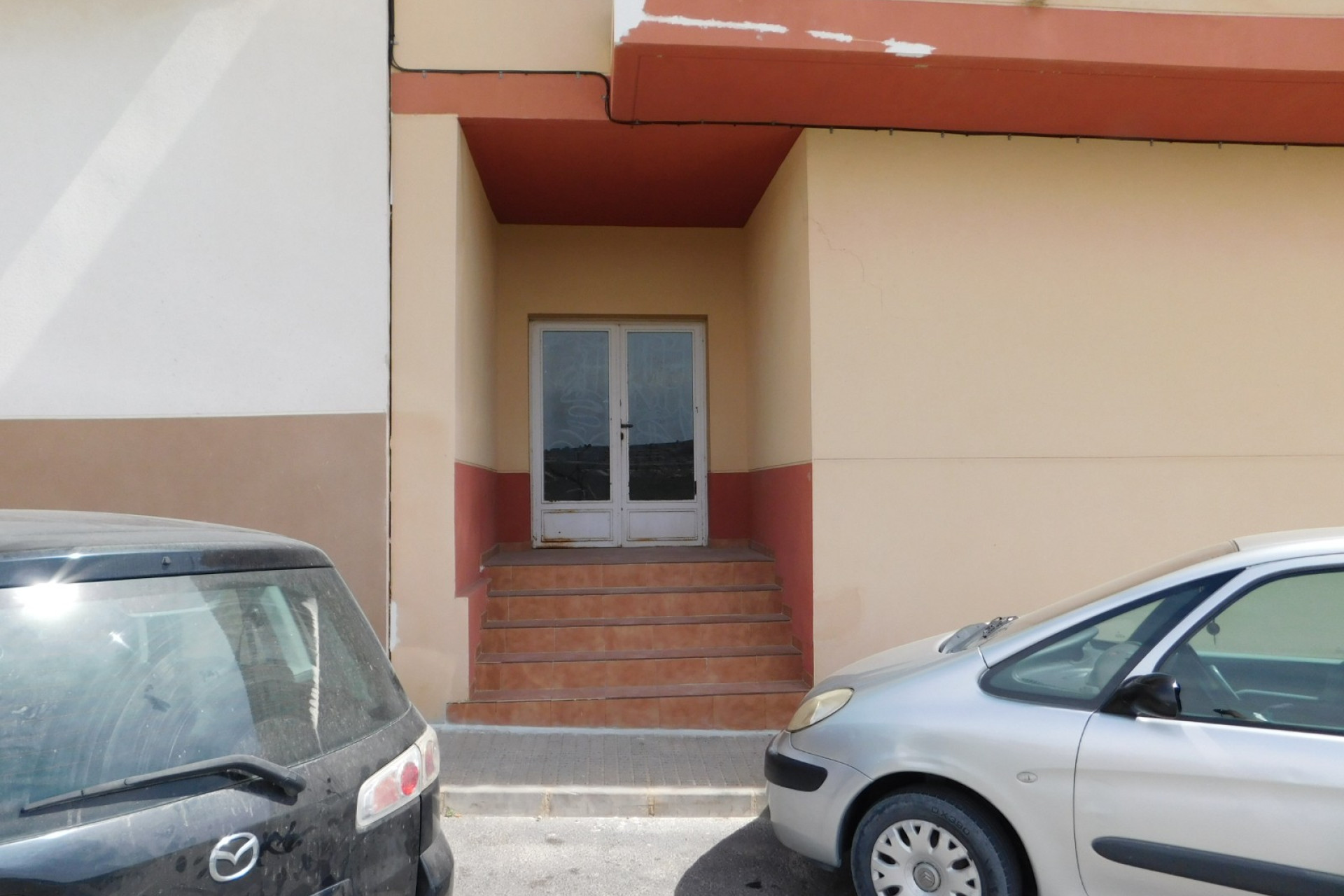 Resale - Commercial Unit - Torremendo