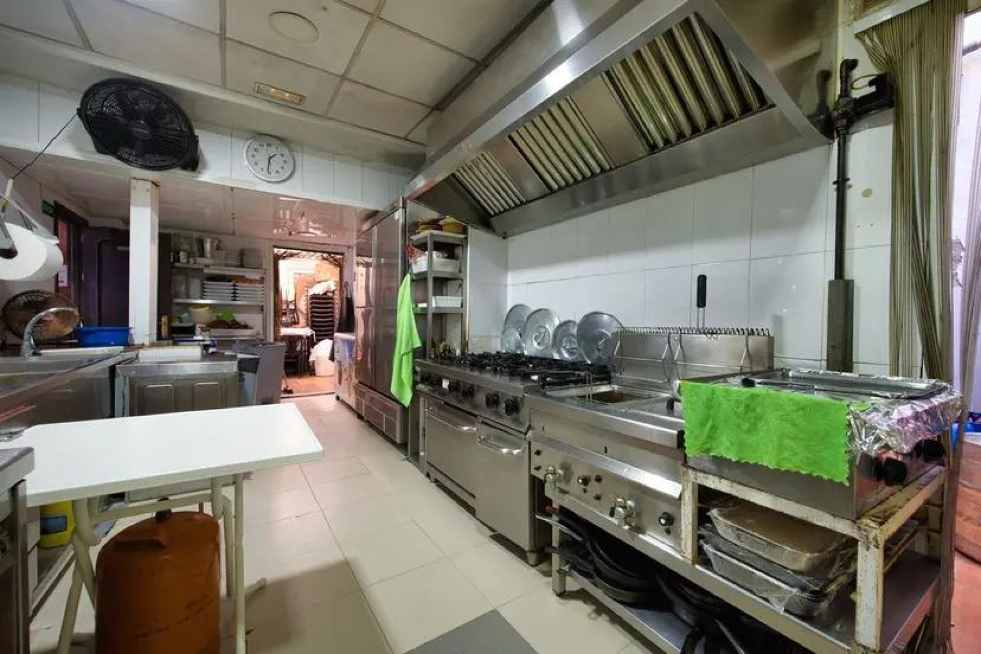 Resale - Commercial Unit - Torrevieja - Centro