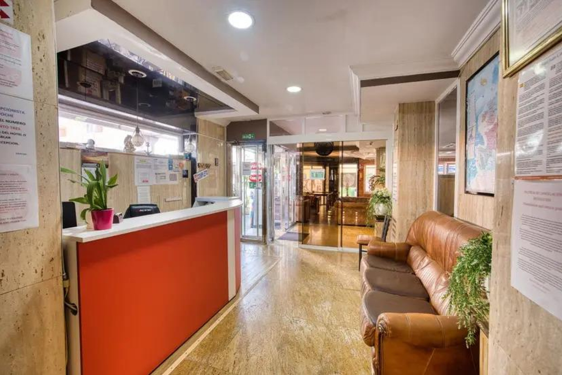 Resale - Commercial Unit - Torrevieja - Centro