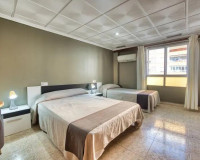 Resale - Commercial Unit - Torrevieja - Centro