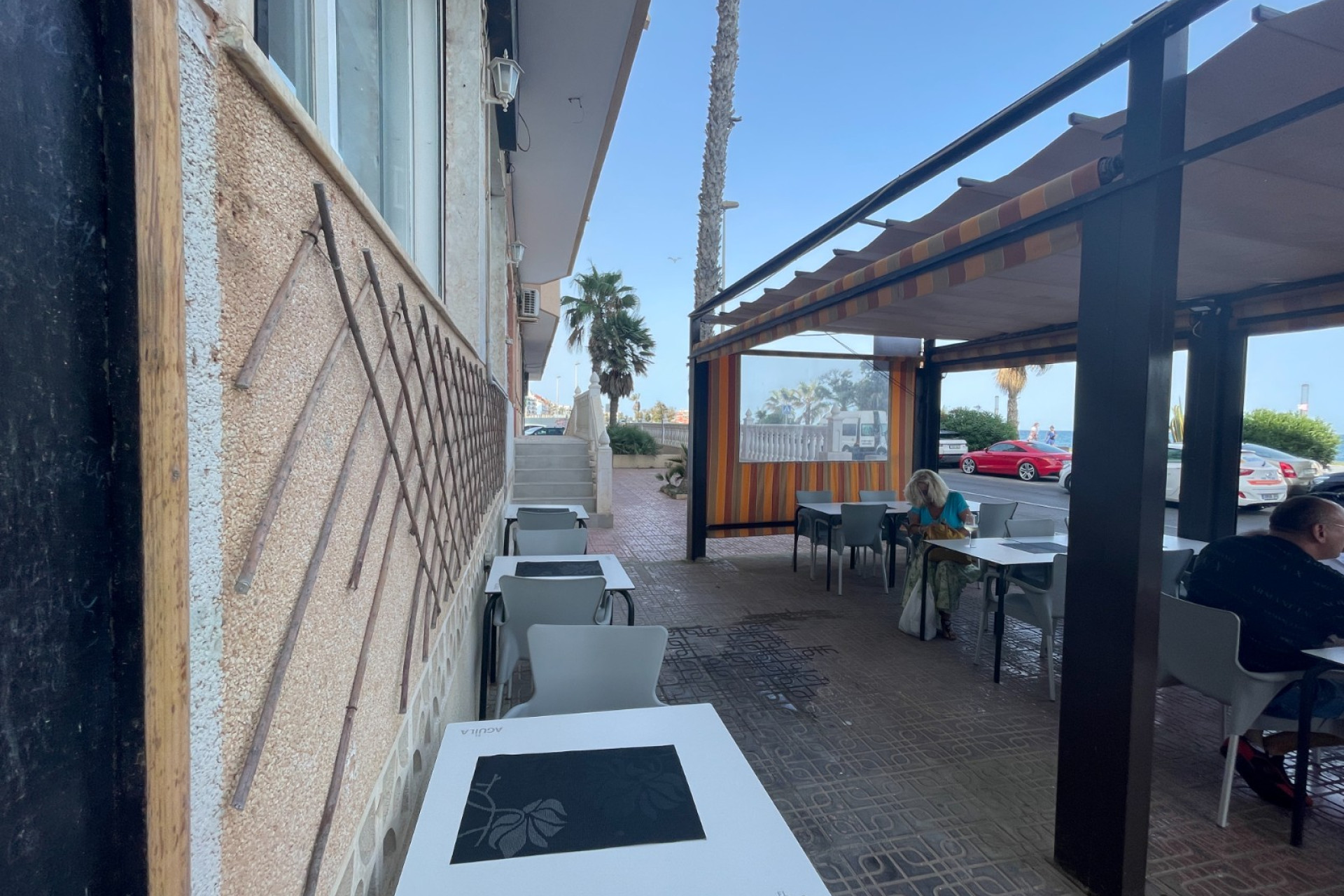 Resale - Commercial Unit - Torrevieja - Comunidad Valenciana
