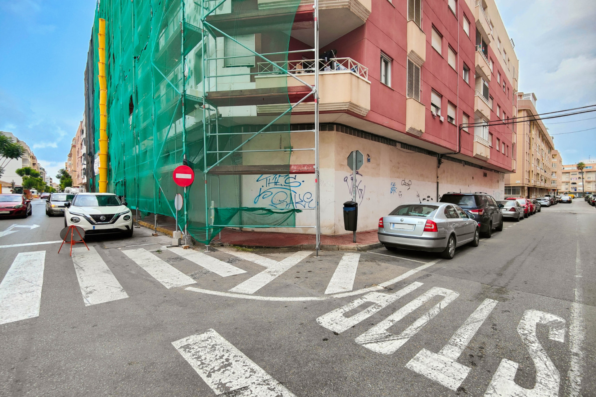 Resale - Commercial Unit - Torrevieja - El Acequión - Los Náufragos