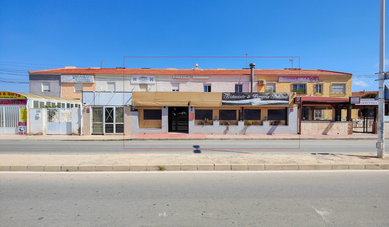 Resale - Commercial Unit - Torrevieja - La Siesta - El Salado - Torreta