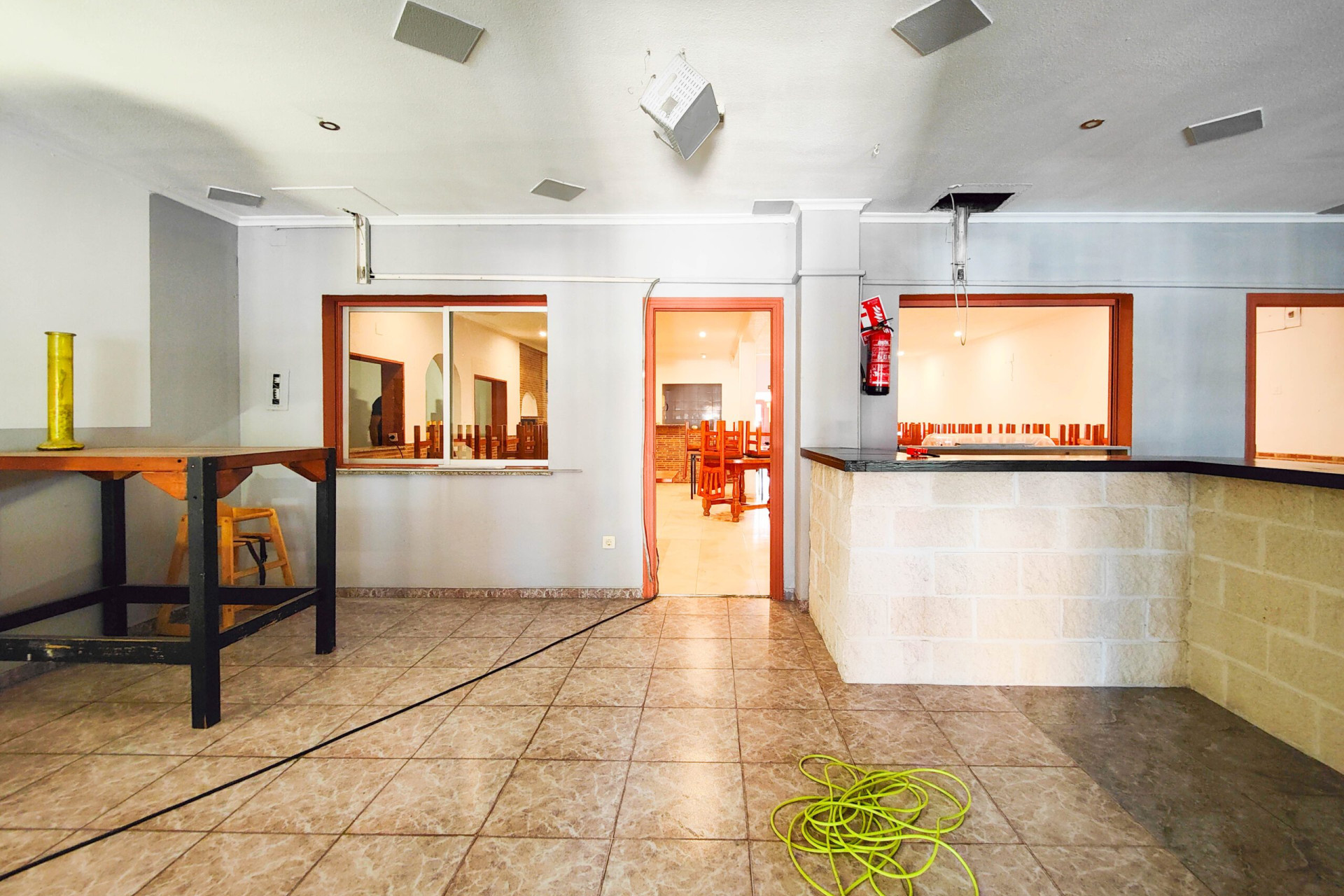 Resale - Commercial Unit - Torrevieja - La Siesta - El Salado - Torreta