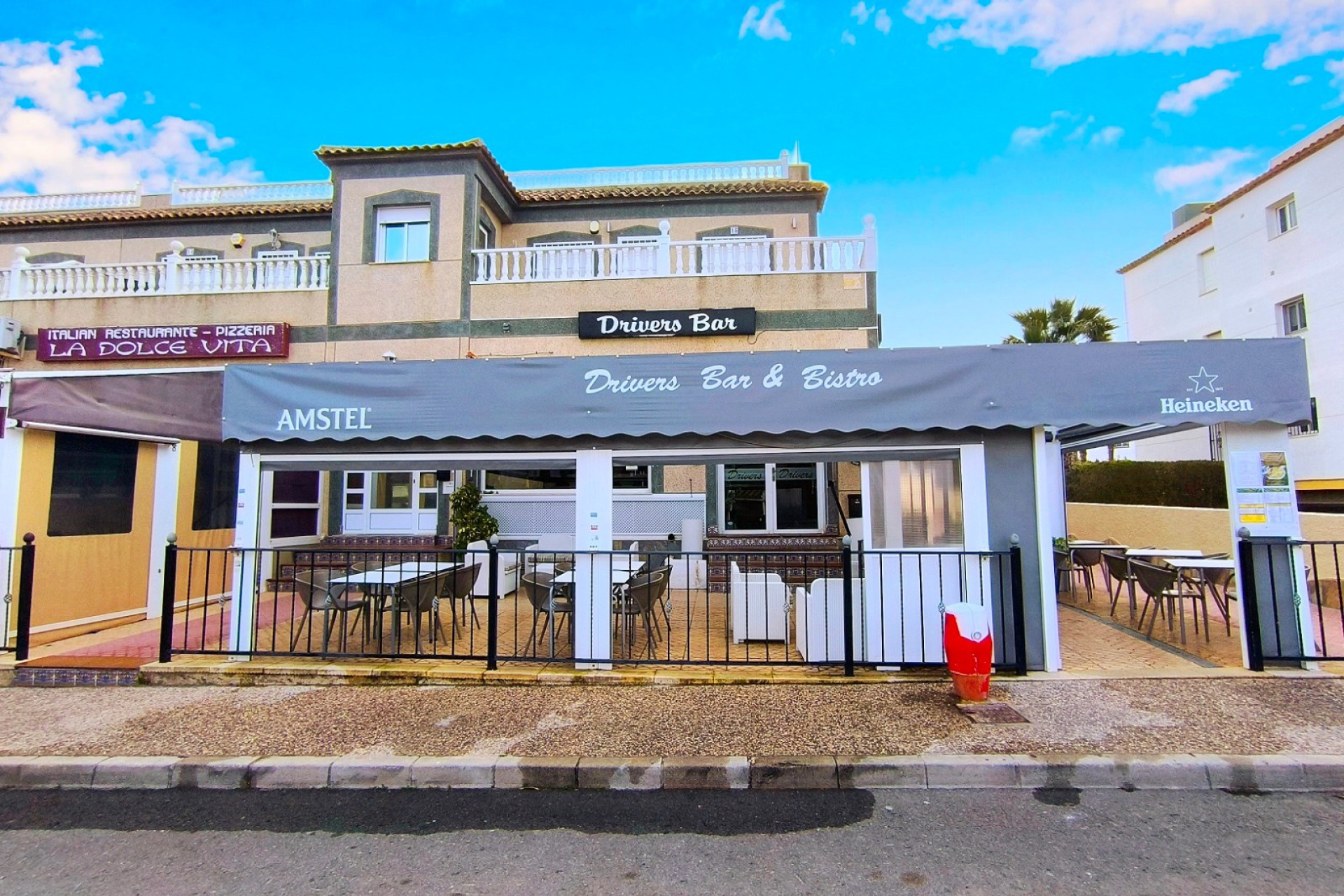 Resale - Commercial Unit - Villamartín