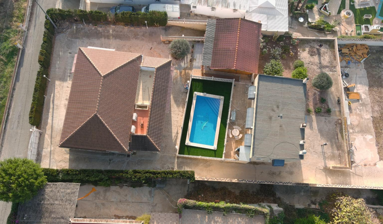 Resale - Detached Villa - Albatera