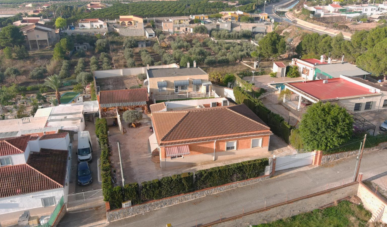Resale - Detached Villa - Albatera