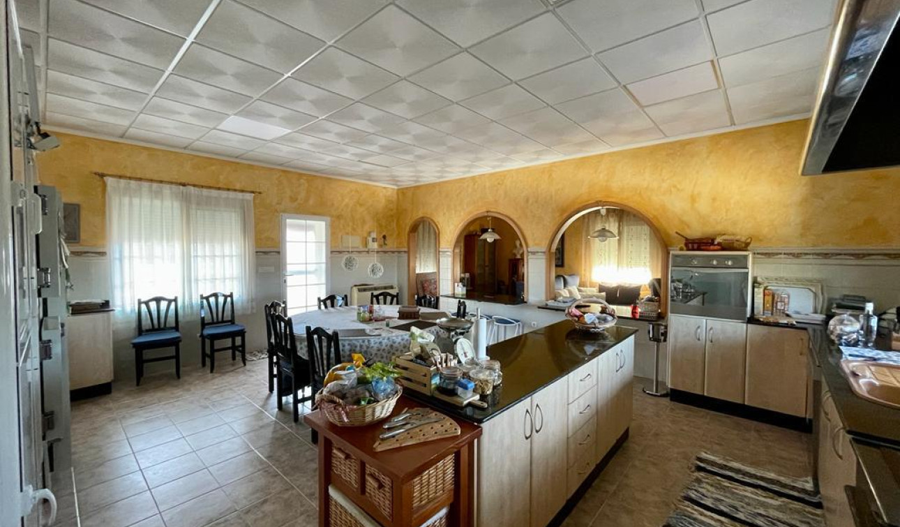 Resale - Detached Villa - Albatera