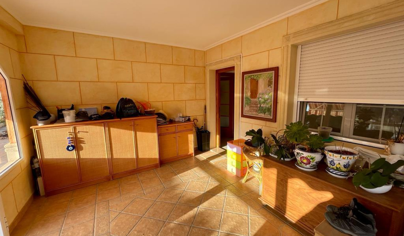 Resale - Detached Villa - Albatera