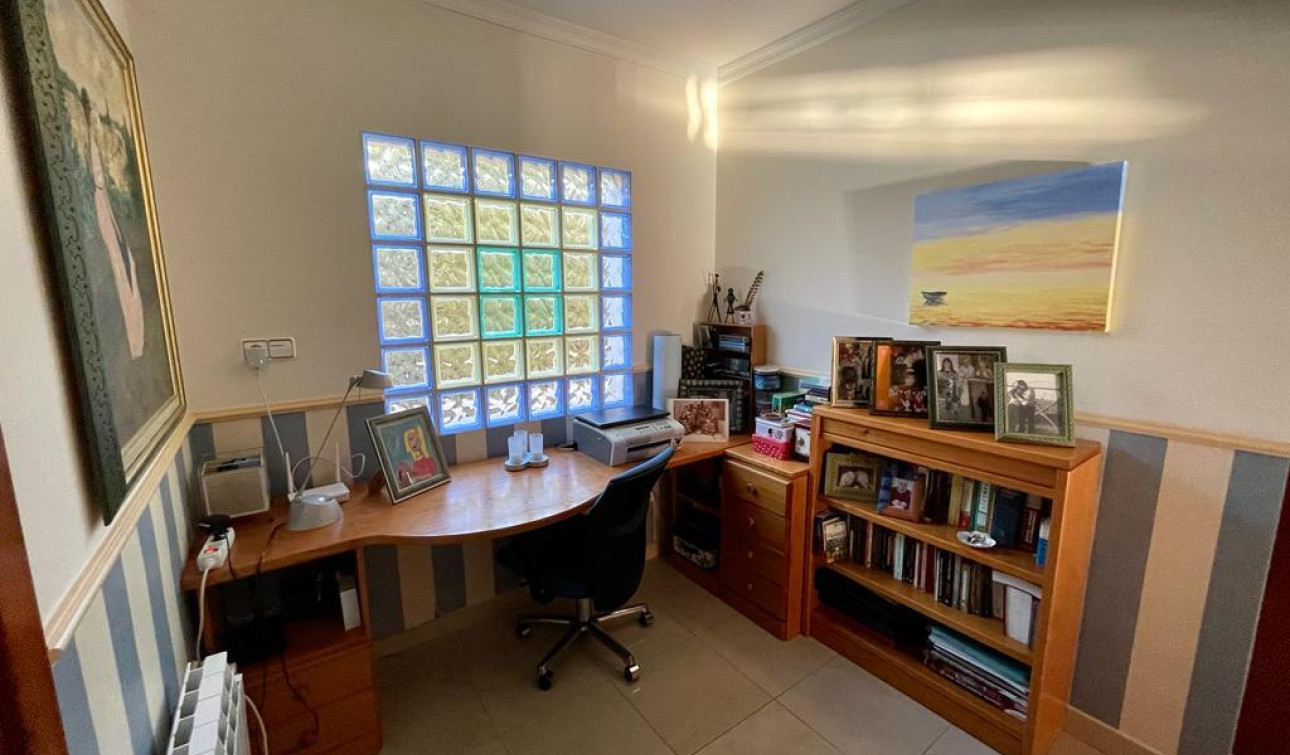 Resale - Detached Villa - Albatera