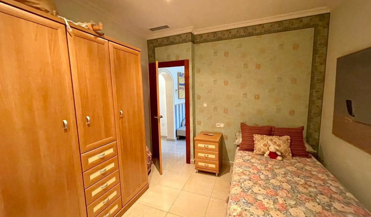 Resale - Detached Villa - Albatera