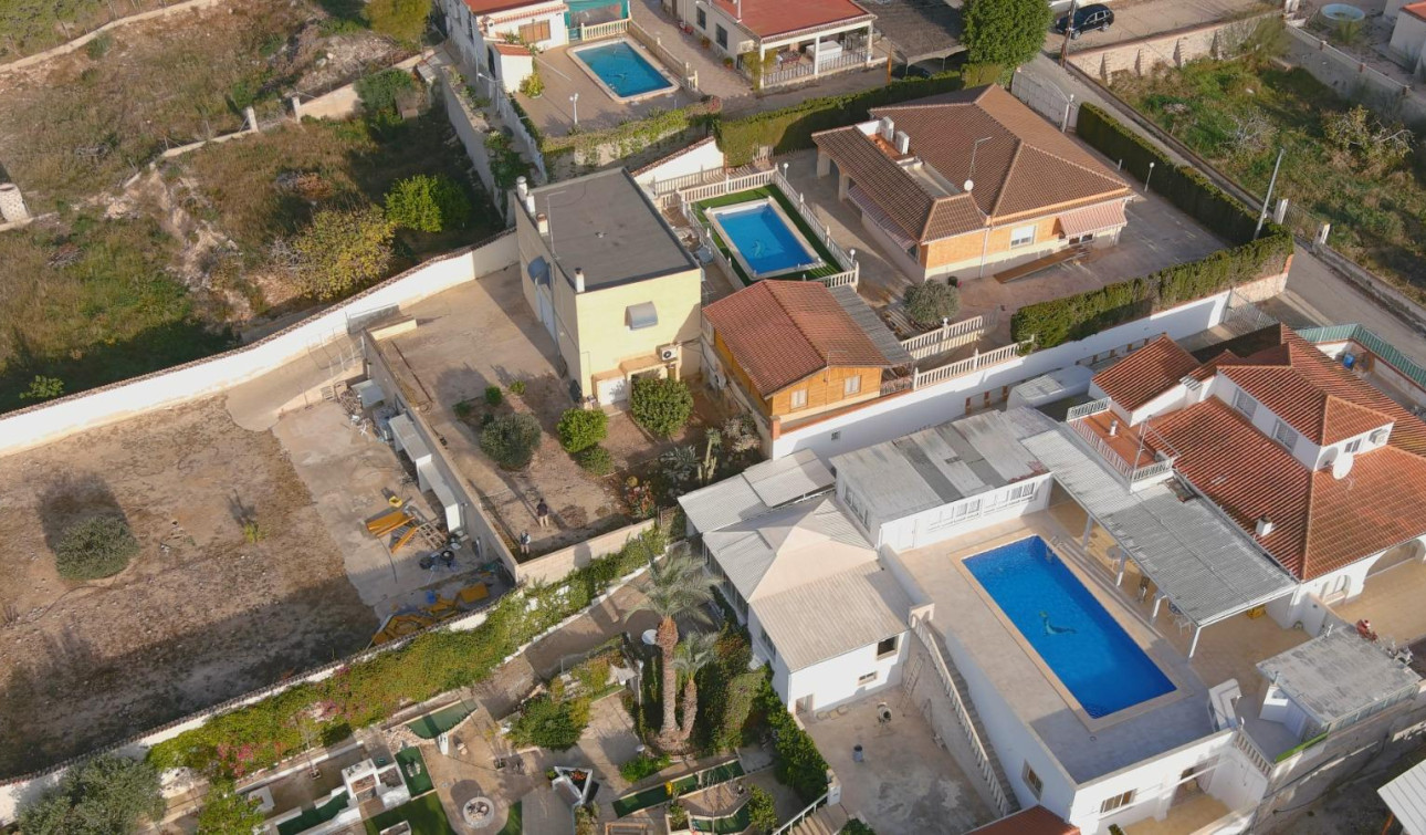 Resale - Detached Villa - Albatera