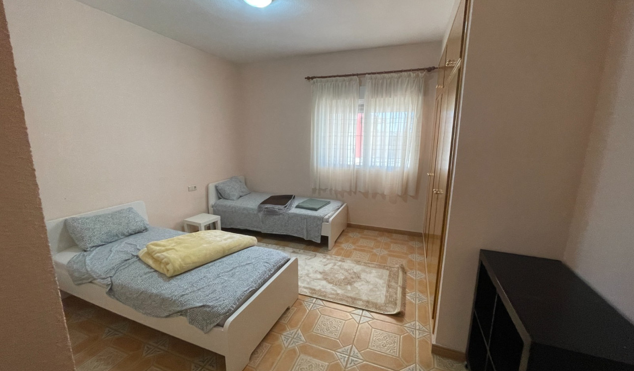 Resale - Detached Villa - Albatera