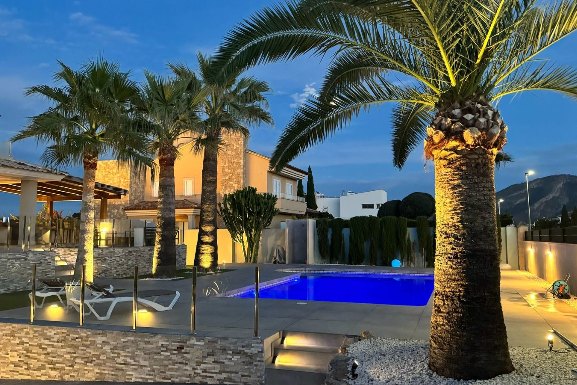 Resale - Detached Villa - Alfas del Pí - pueblo