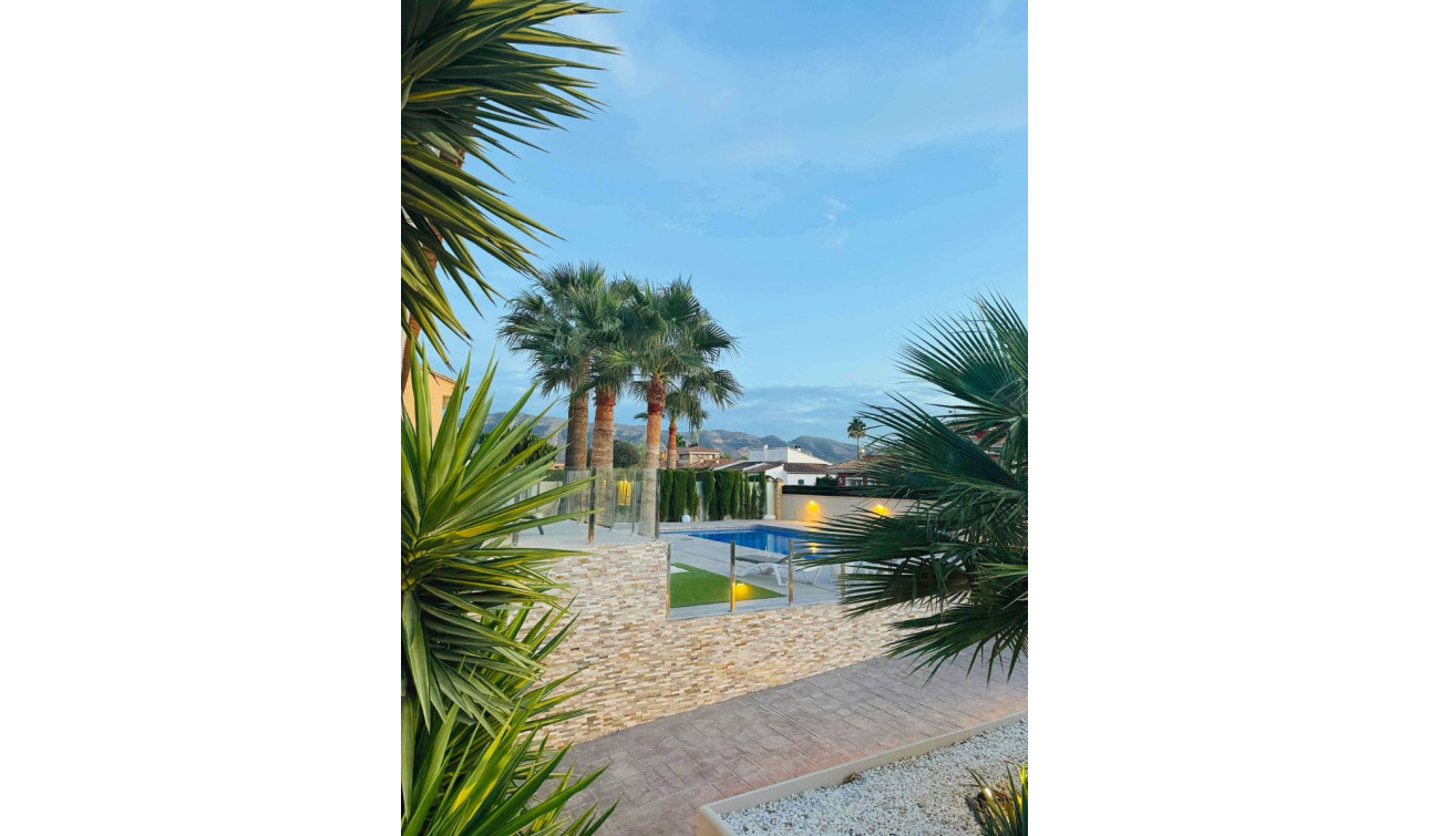 Resale - Detached Villa - Alfas del Pí - pueblo