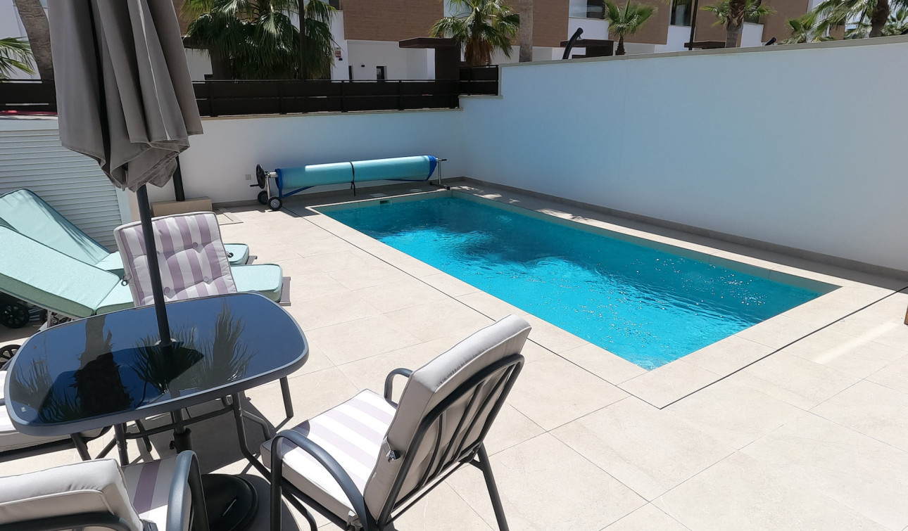 Resale - Detached Villa - Algorfa - La Finca Golf
