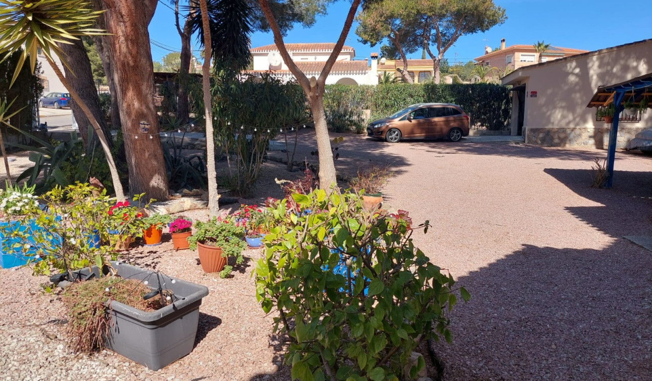 Resale - Detached Villa - Algorfa - Montemar - Saint Andrews Heights