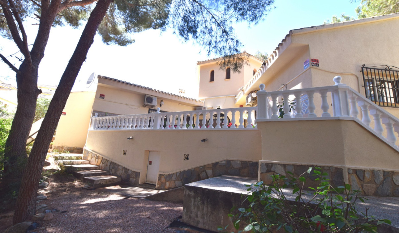 Resale - Detached Villa - Algorfa - Montemar - Saint Andrews Heights