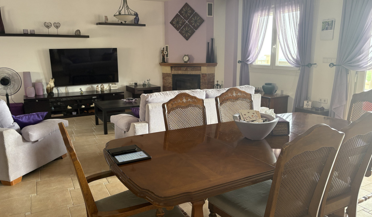 Resale - Detached Villa - Algorfa