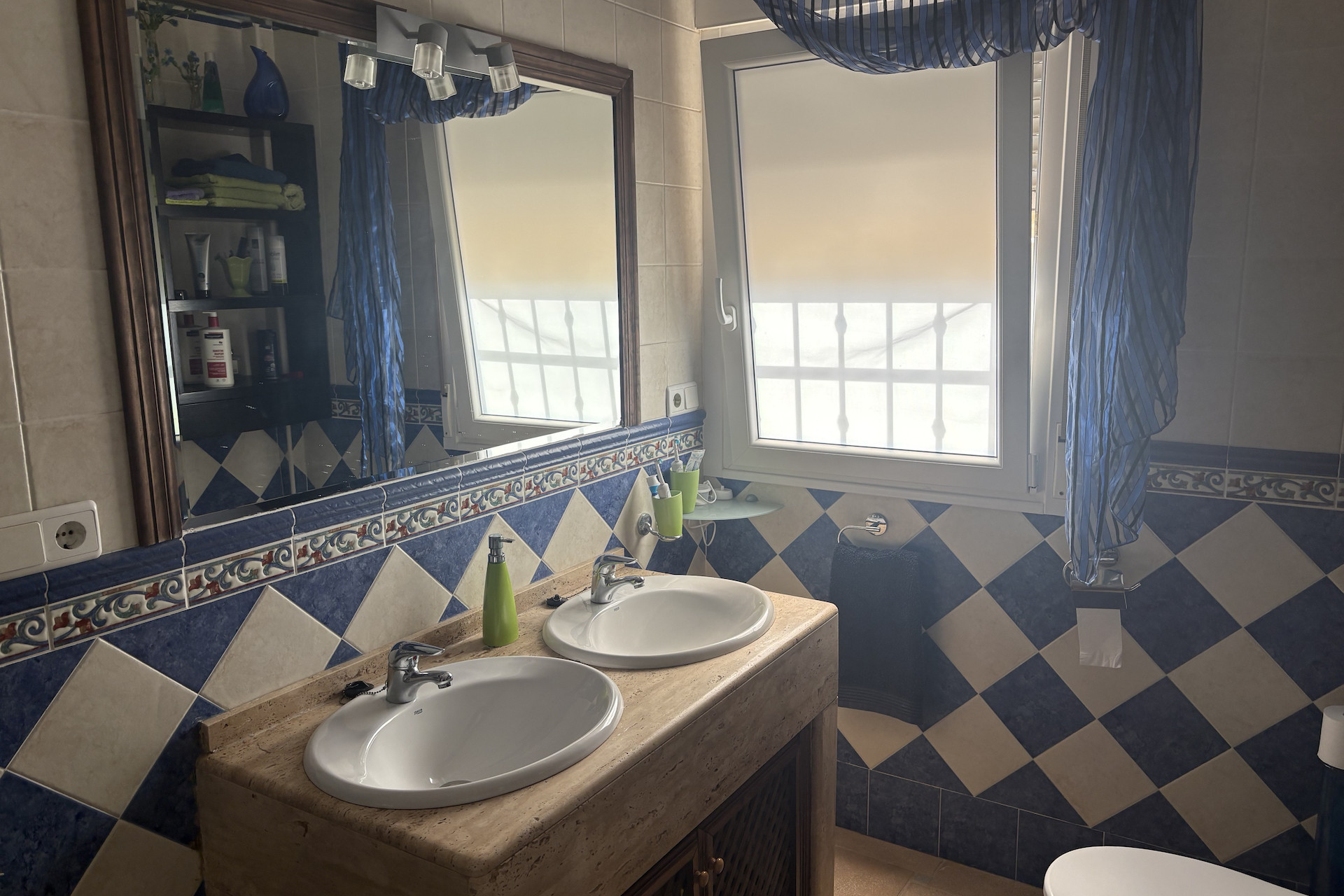 Resale - Detached Villa - Algorfa