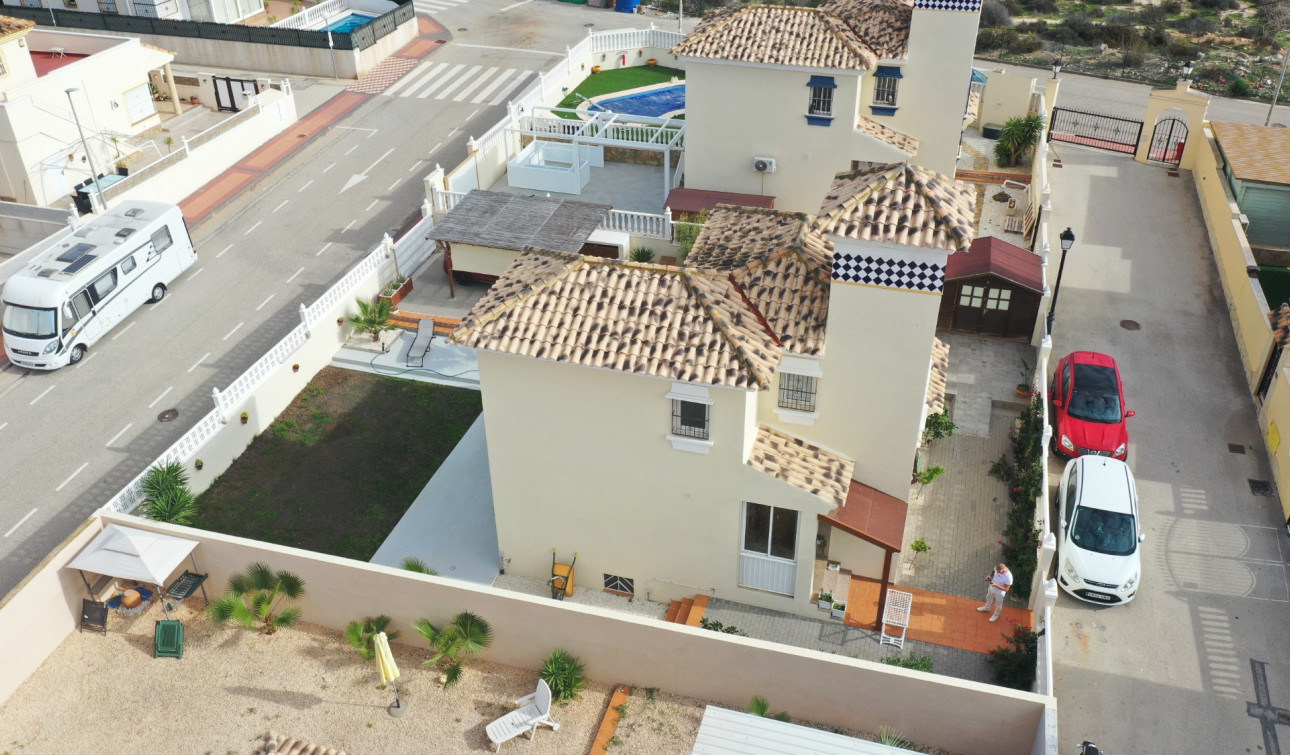 Resale - Detached Villa - Algorfa