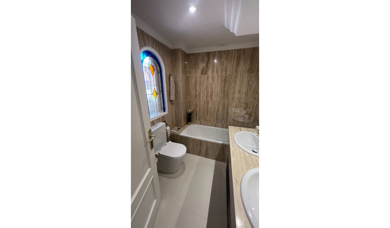 Resale - Detached Villa - Algorfa