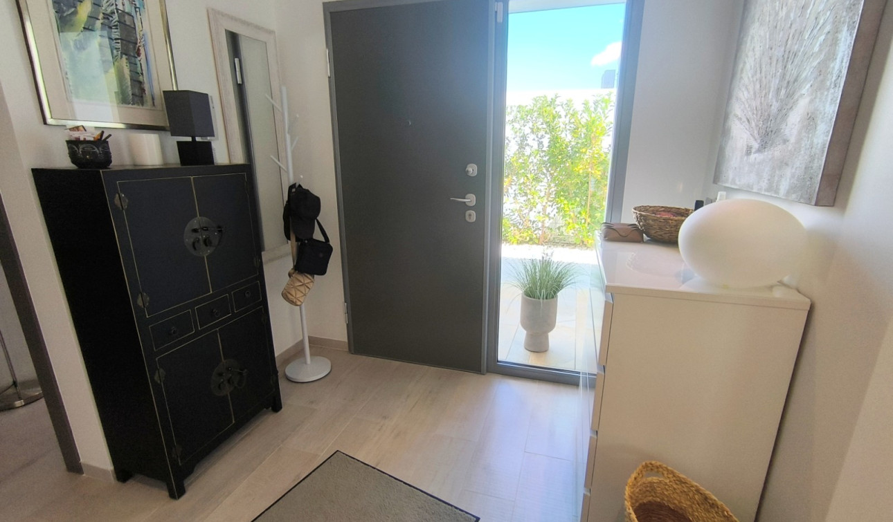 Resale - Detached Villa - Algorfa