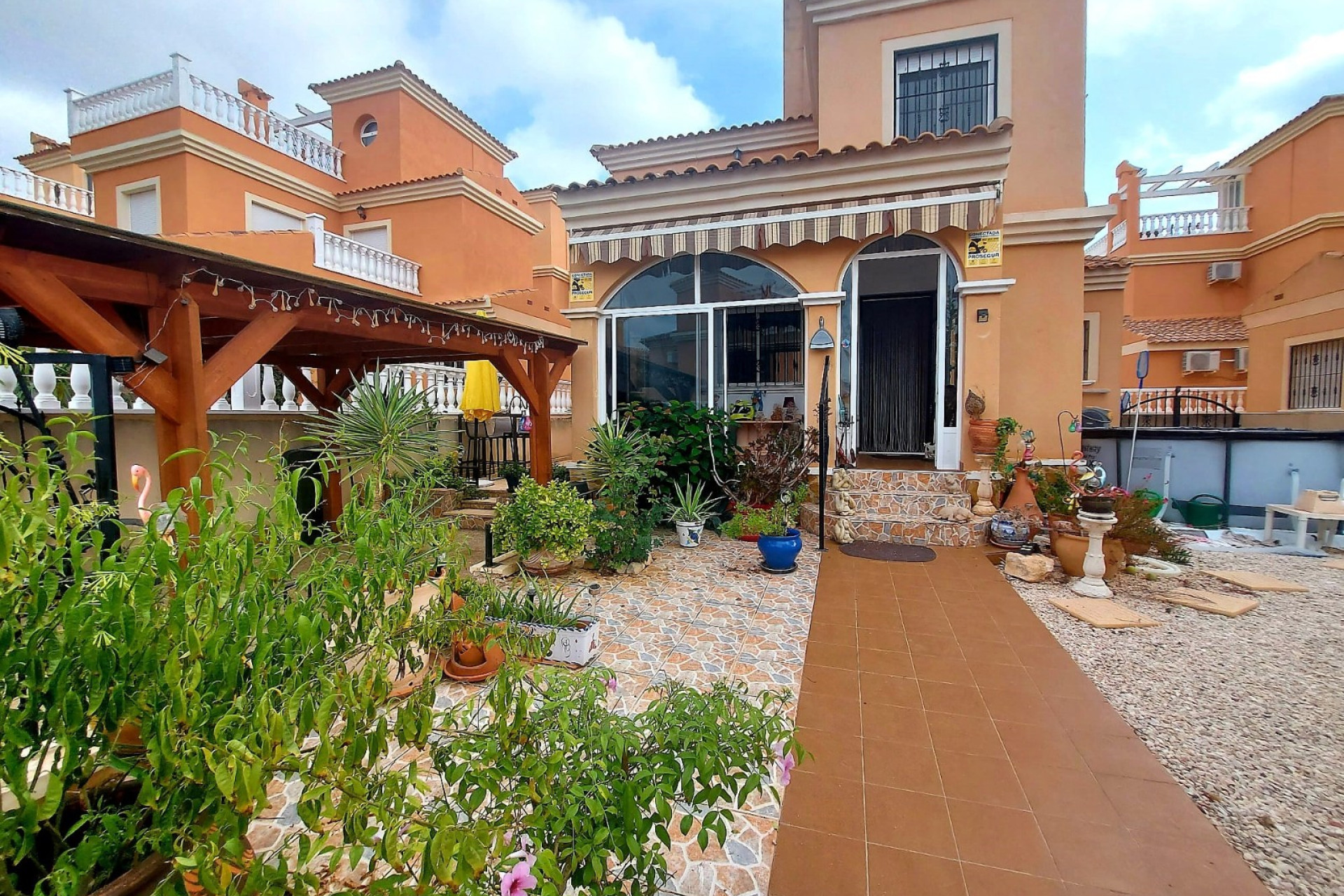 Resale - Detached Villa - Algorfa