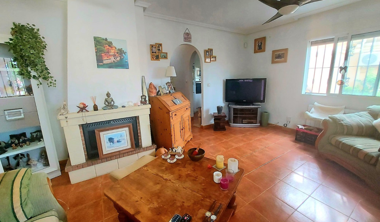 Resale - Detached Villa - Algorfa
