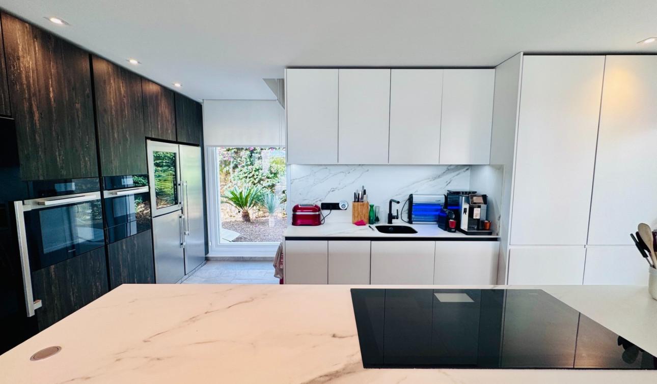 Resale - Detached Villa - Algorfa