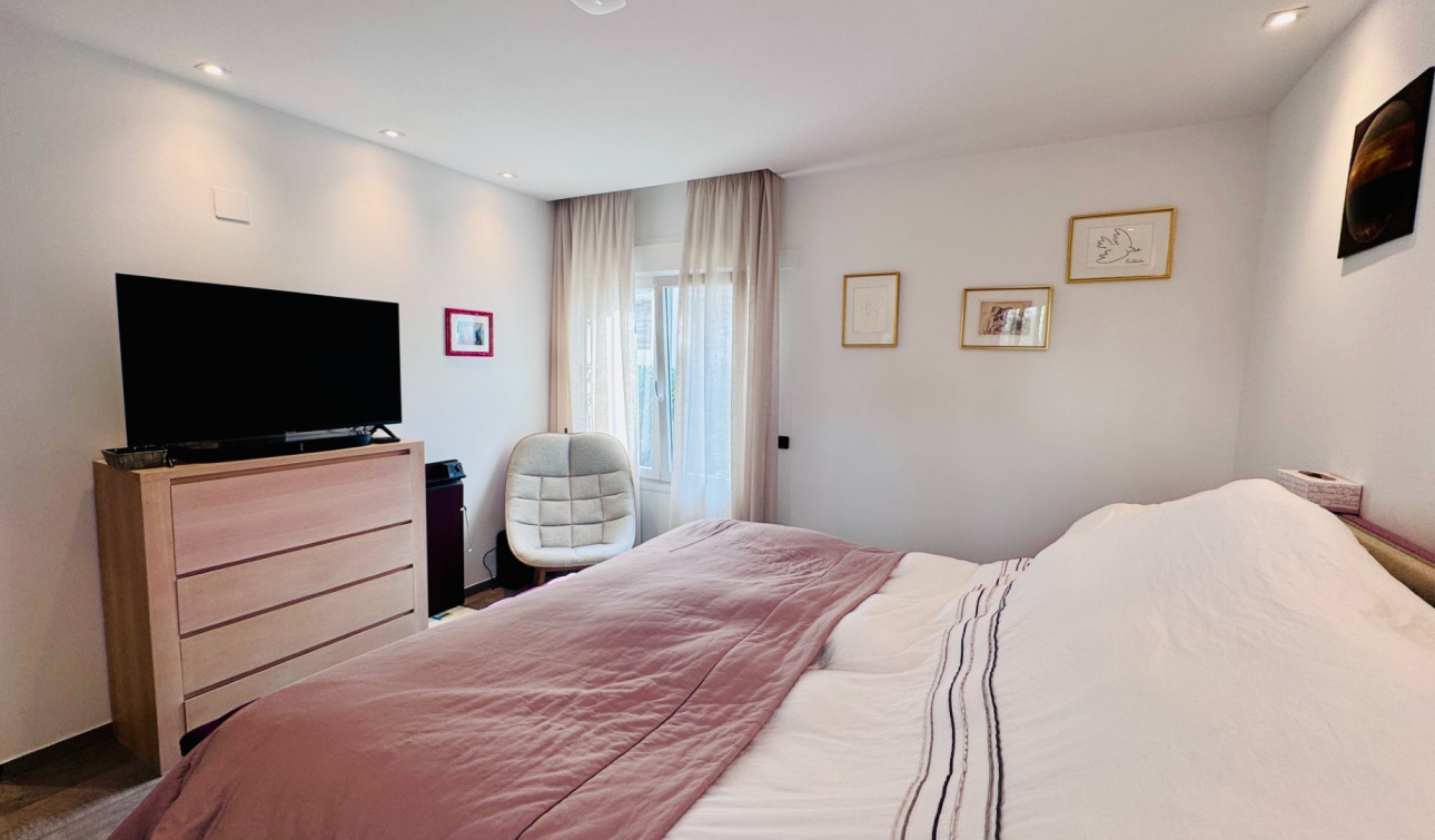 Resale - Detached Villa - Algorfa