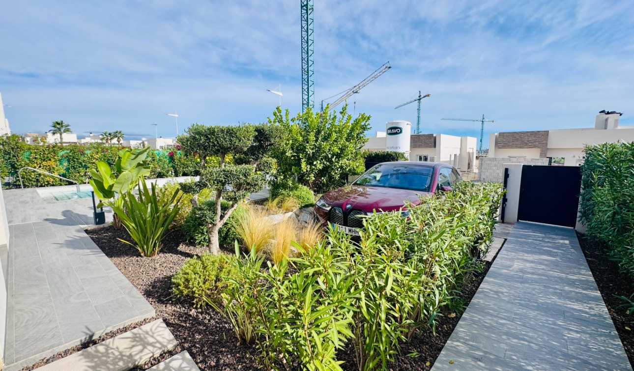 Resale - Detached Villa - Algorfa