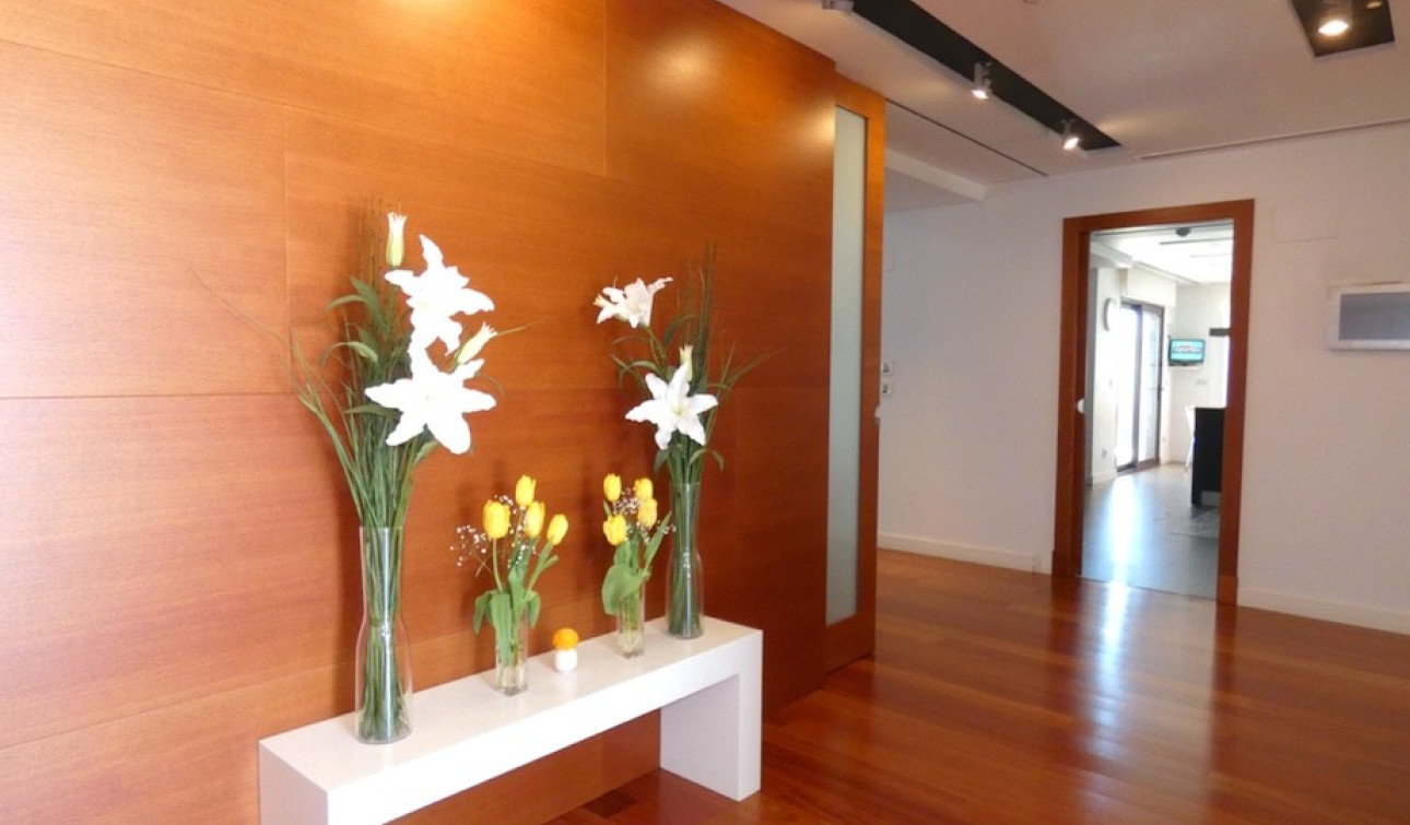 Resale - Detached Villa - Algorfa