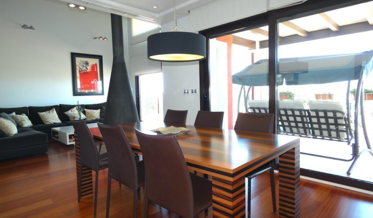 Resale - Detached Villa - Algorfa