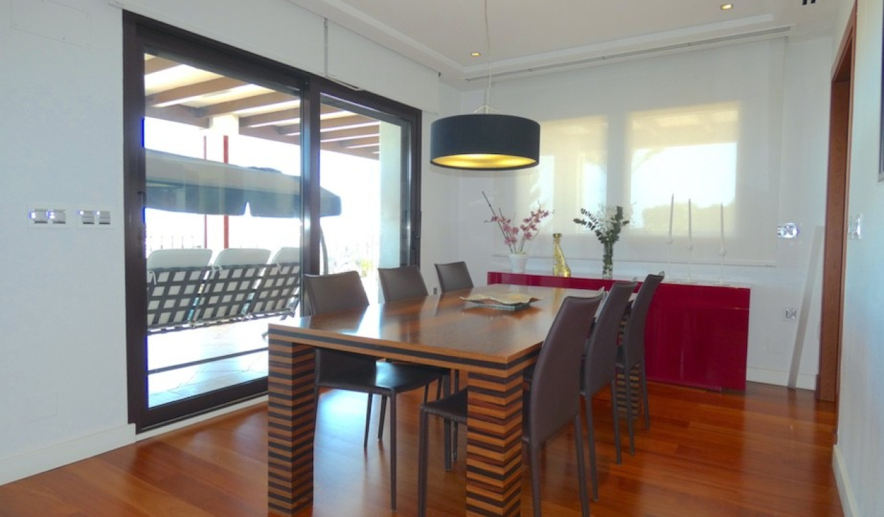 Resale - Detached Villa - Algorfa