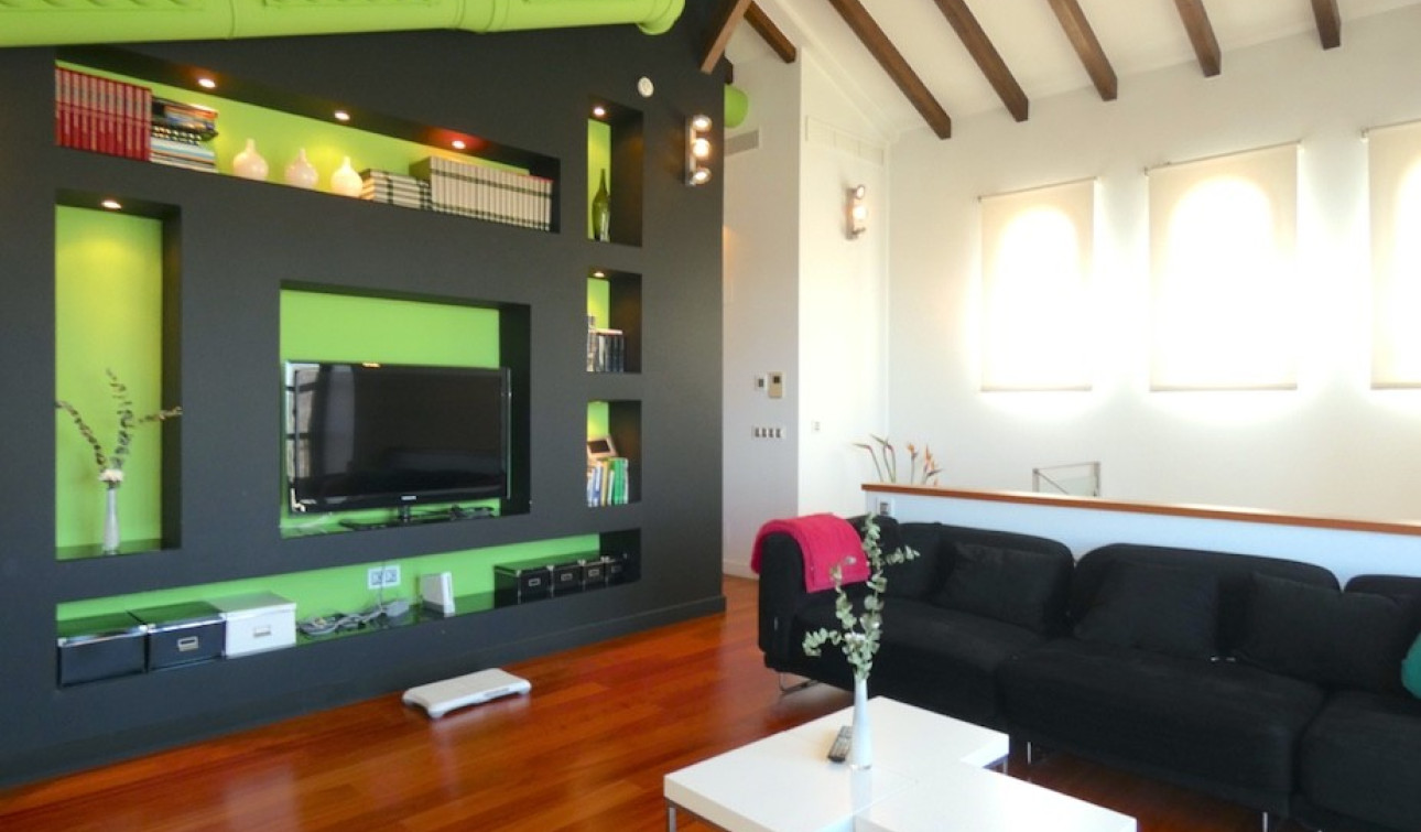 Resale - Detached Villa - Algorfa