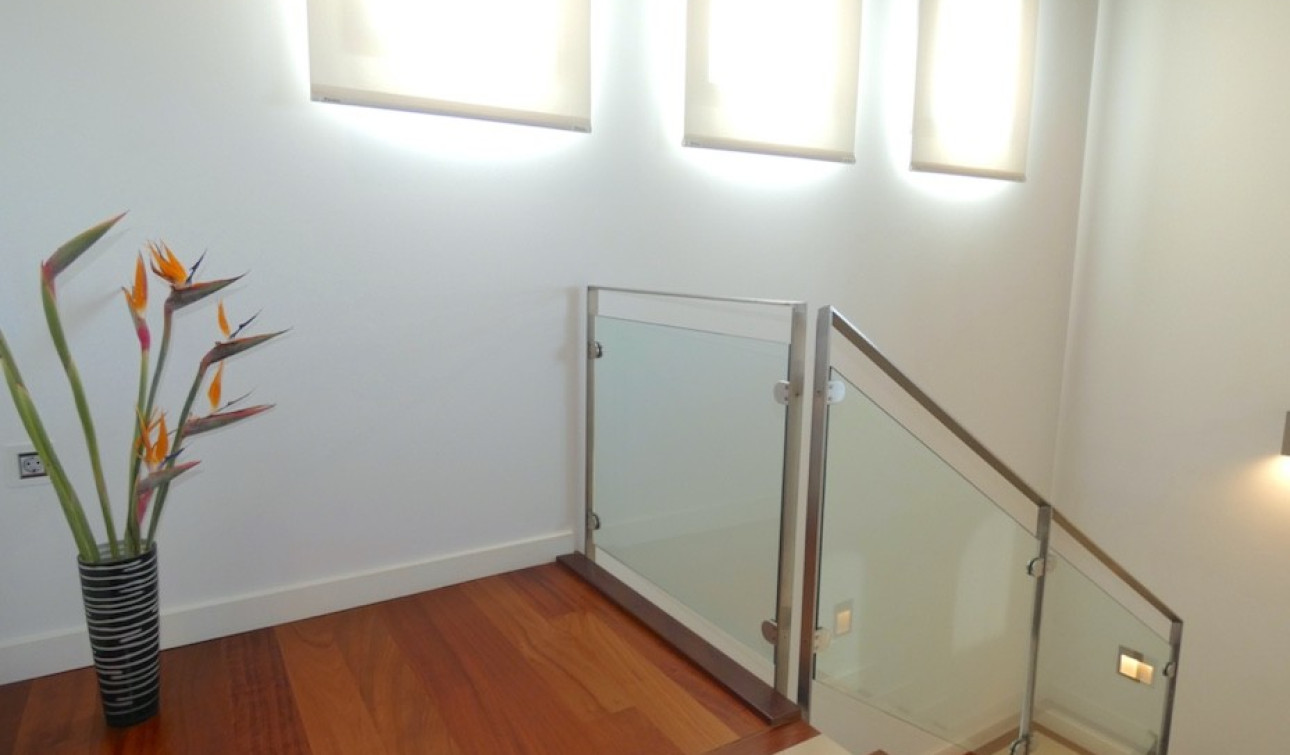 Resale - Detached Villa - Algorfa