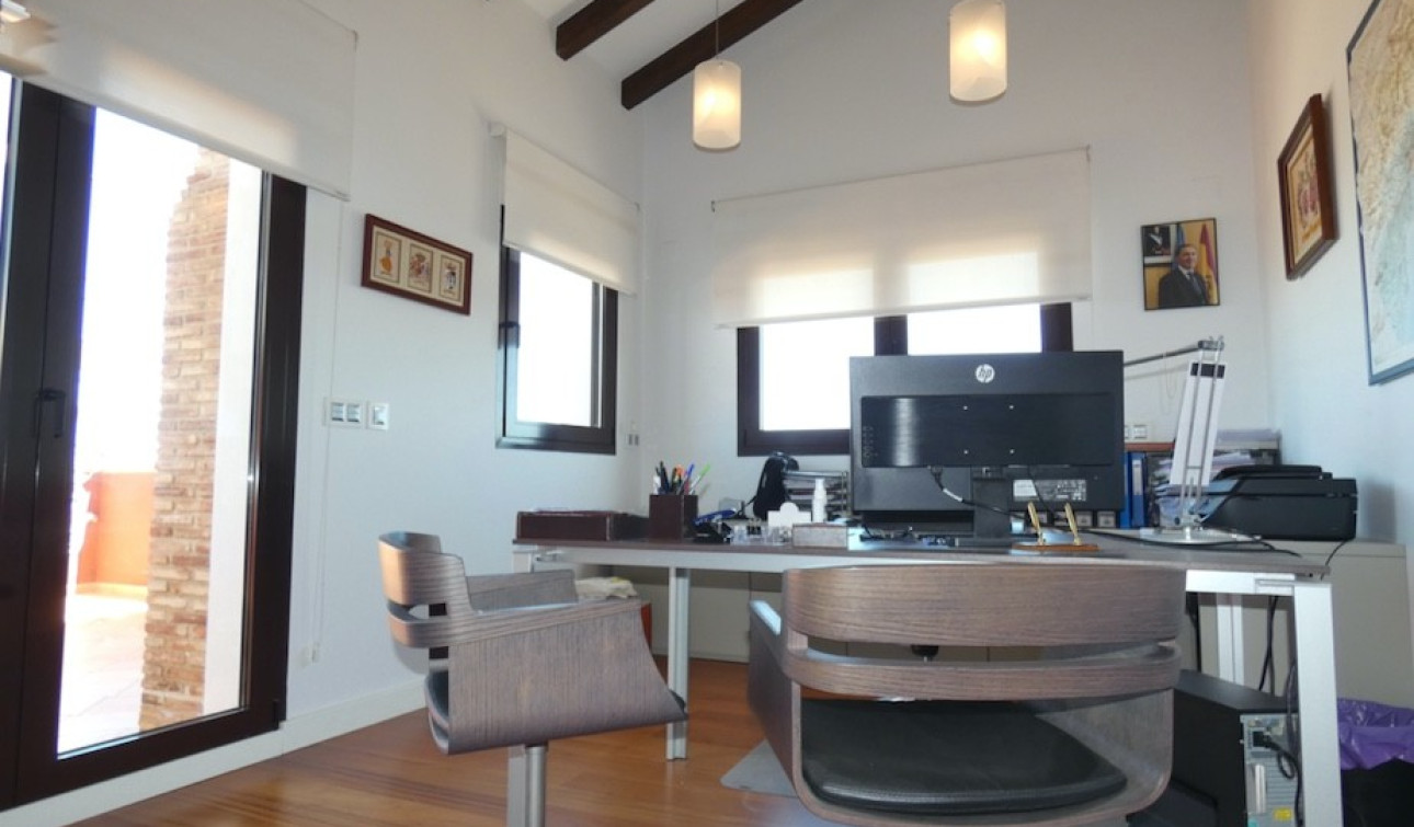 Resale - Detached Villa - Algorfa