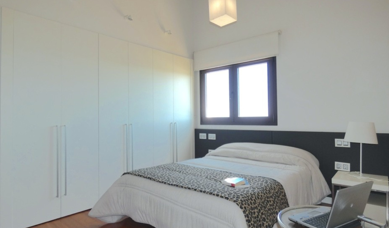 Resale - Detached Villa - Algorfa