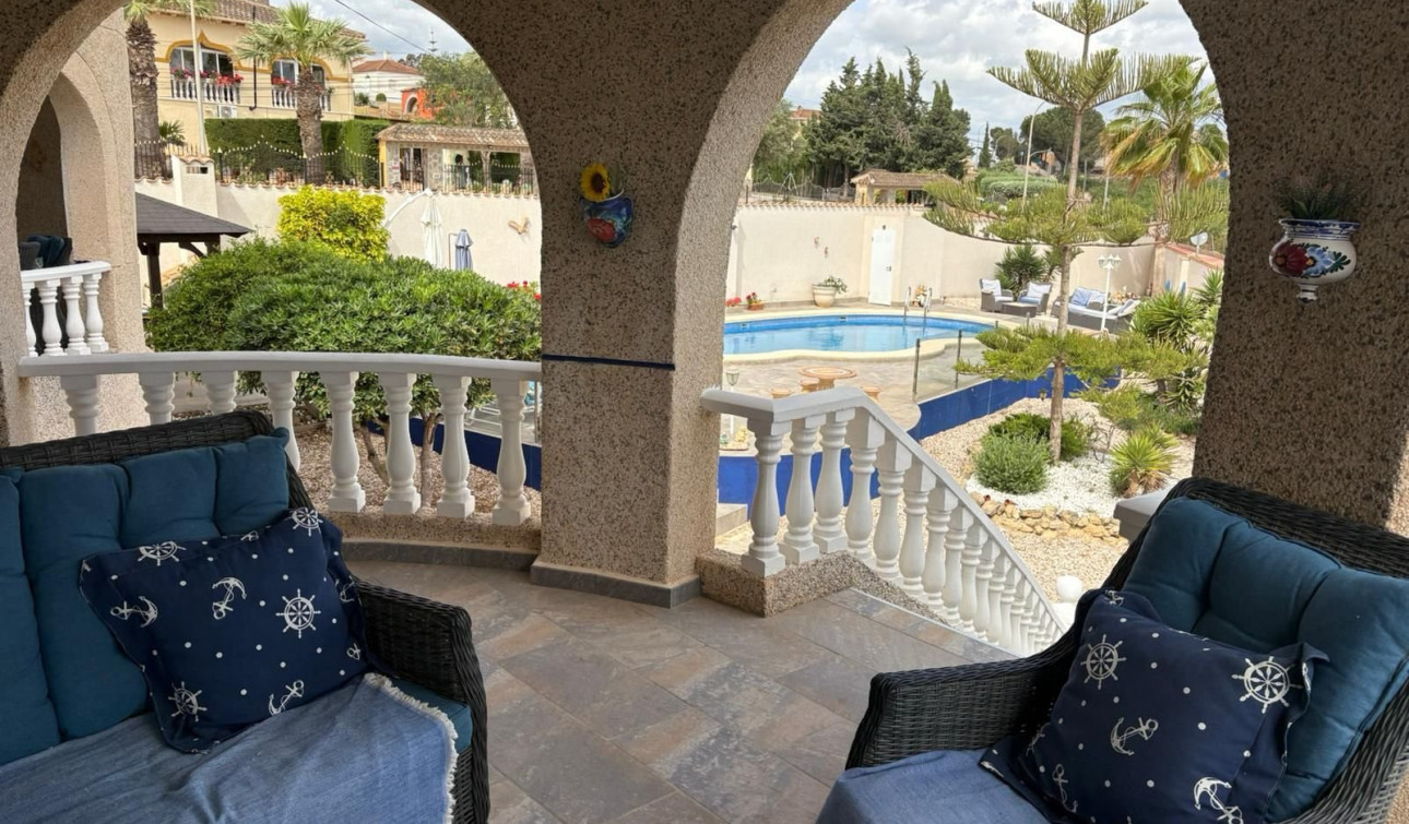 Resale - Detached Villa - Algorfa