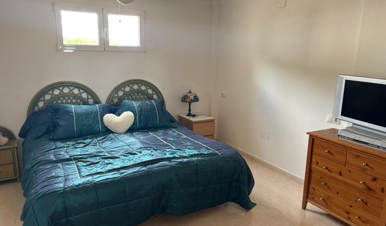 Resale - Detached Villa - Algorfa