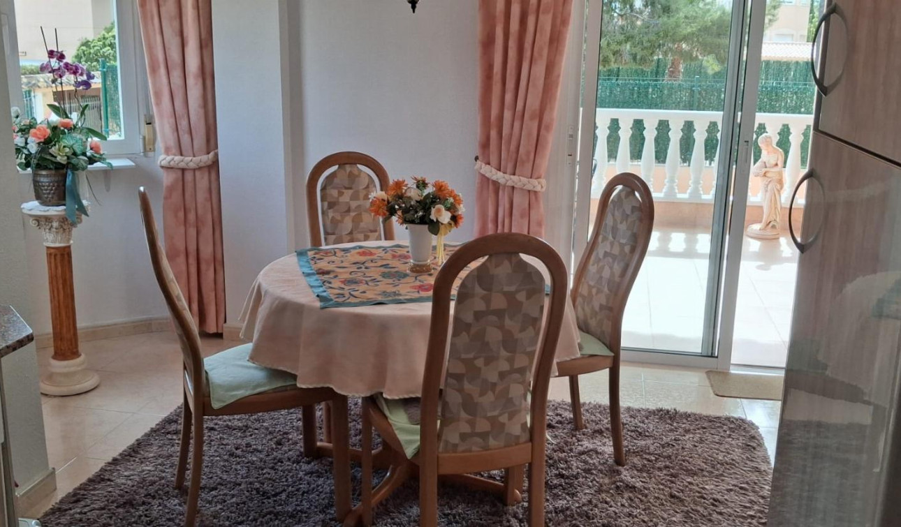 Resale - Detached Villa - Benferri - Benfis Park