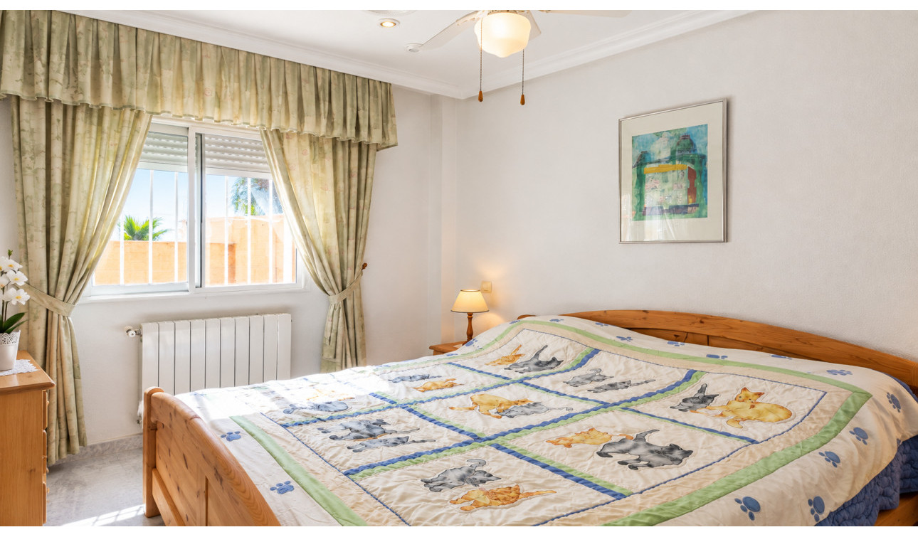 Resale - Detached Villa - Benferri - Benfis Park